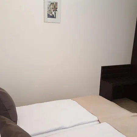 维斯维斯一室公寓 布加勒斯特