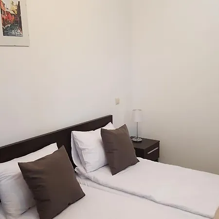 Gæstehus Vis A Vis Studio Bukarest