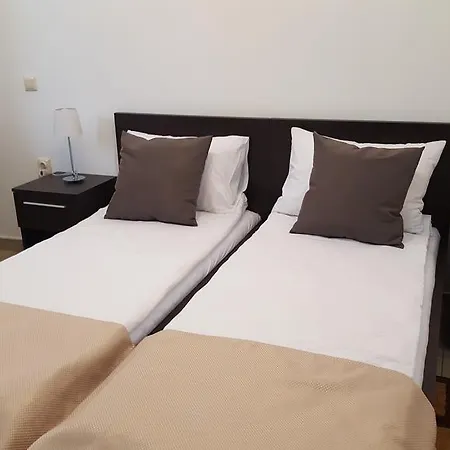 维斯维斯一室公寓 布加勒斯特