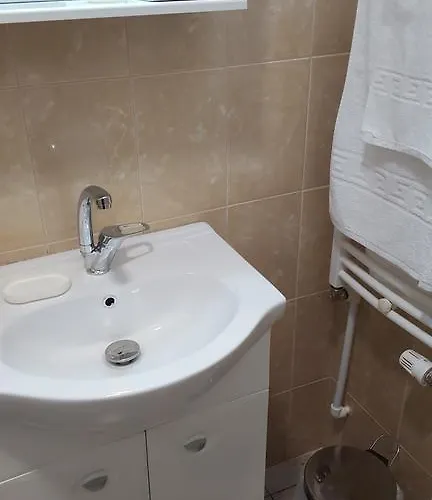 Konukevi Vis A Vis 3*