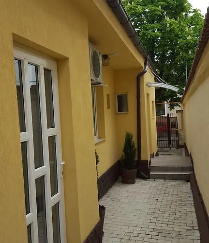 Pensionat Vis A Vis Bukarest