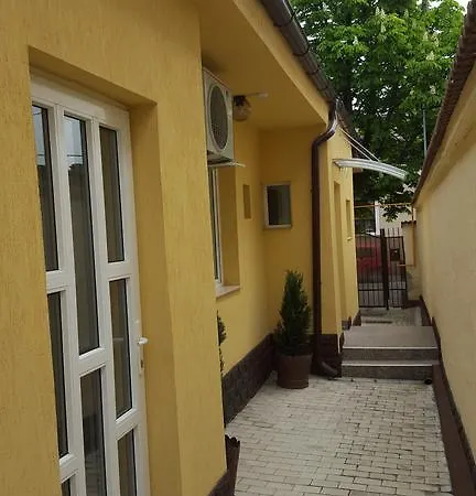 Pensionat Vis A Vis Bukarest